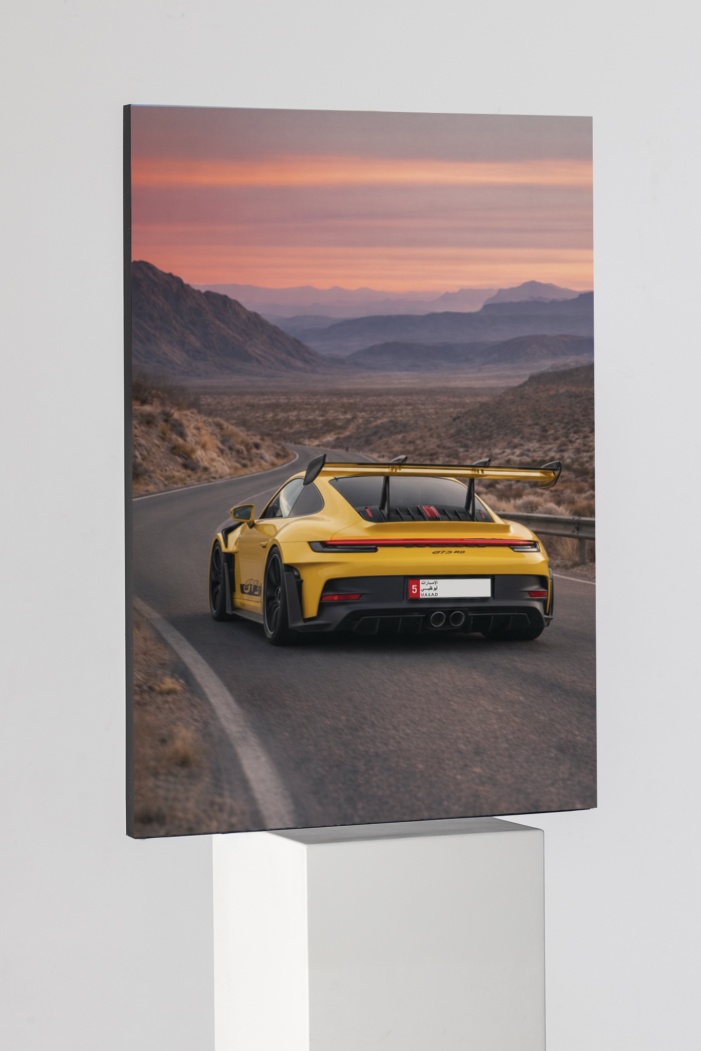 بورش 911 جي تي 3 آر إس إصدار ديزرت هورايزون