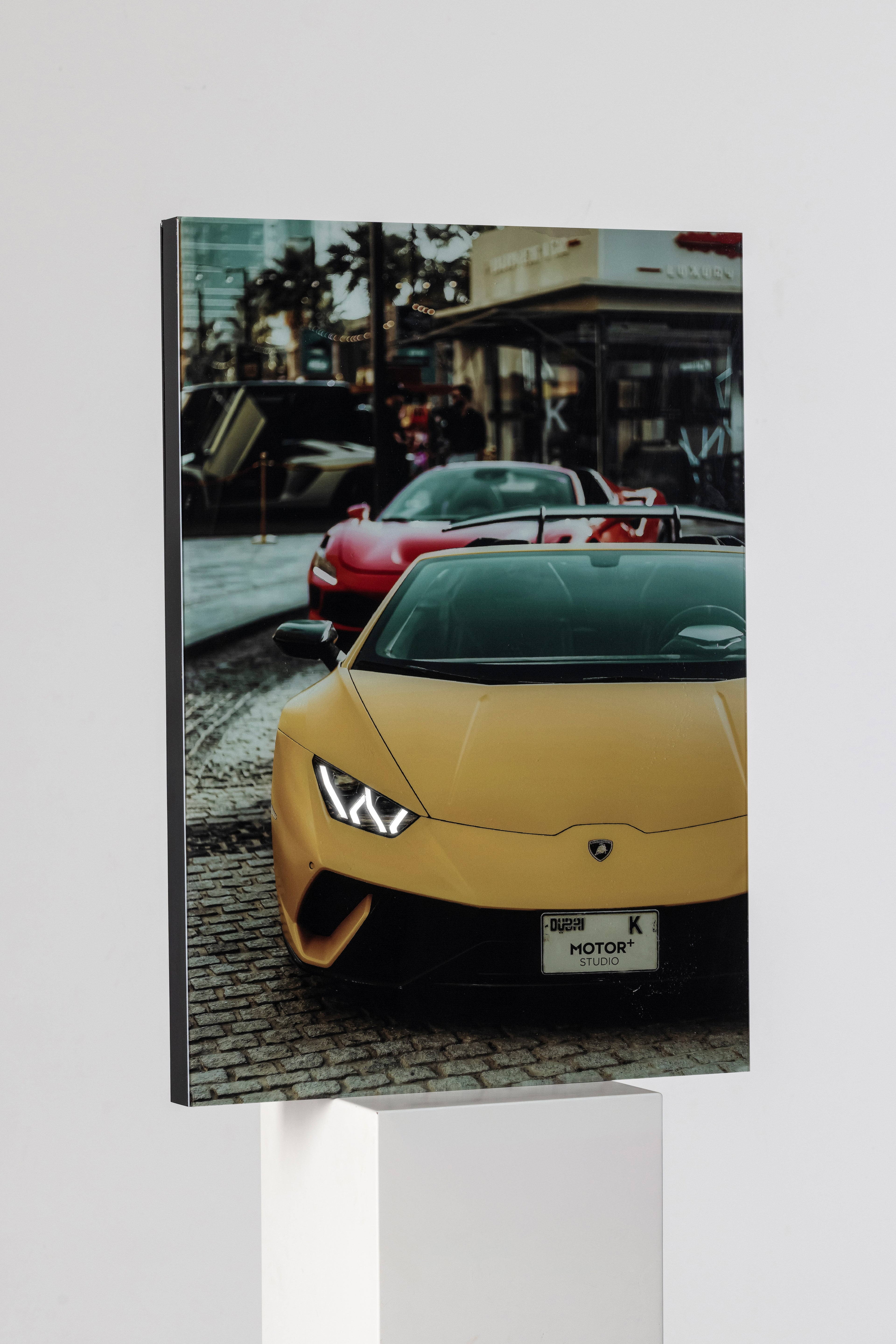 Custom Design Illuminated Car Frames