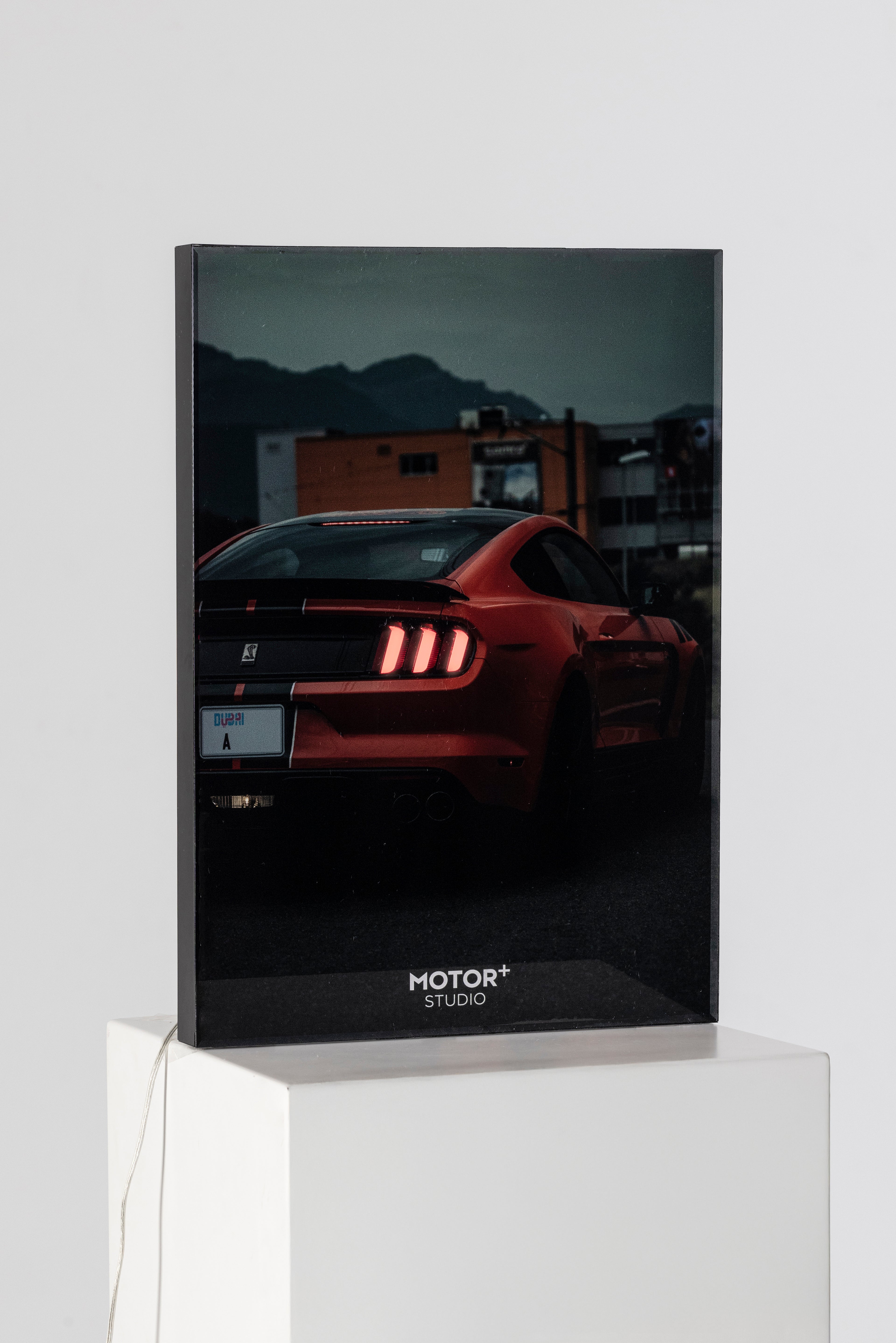 Custom Design Illuminated Car Frames