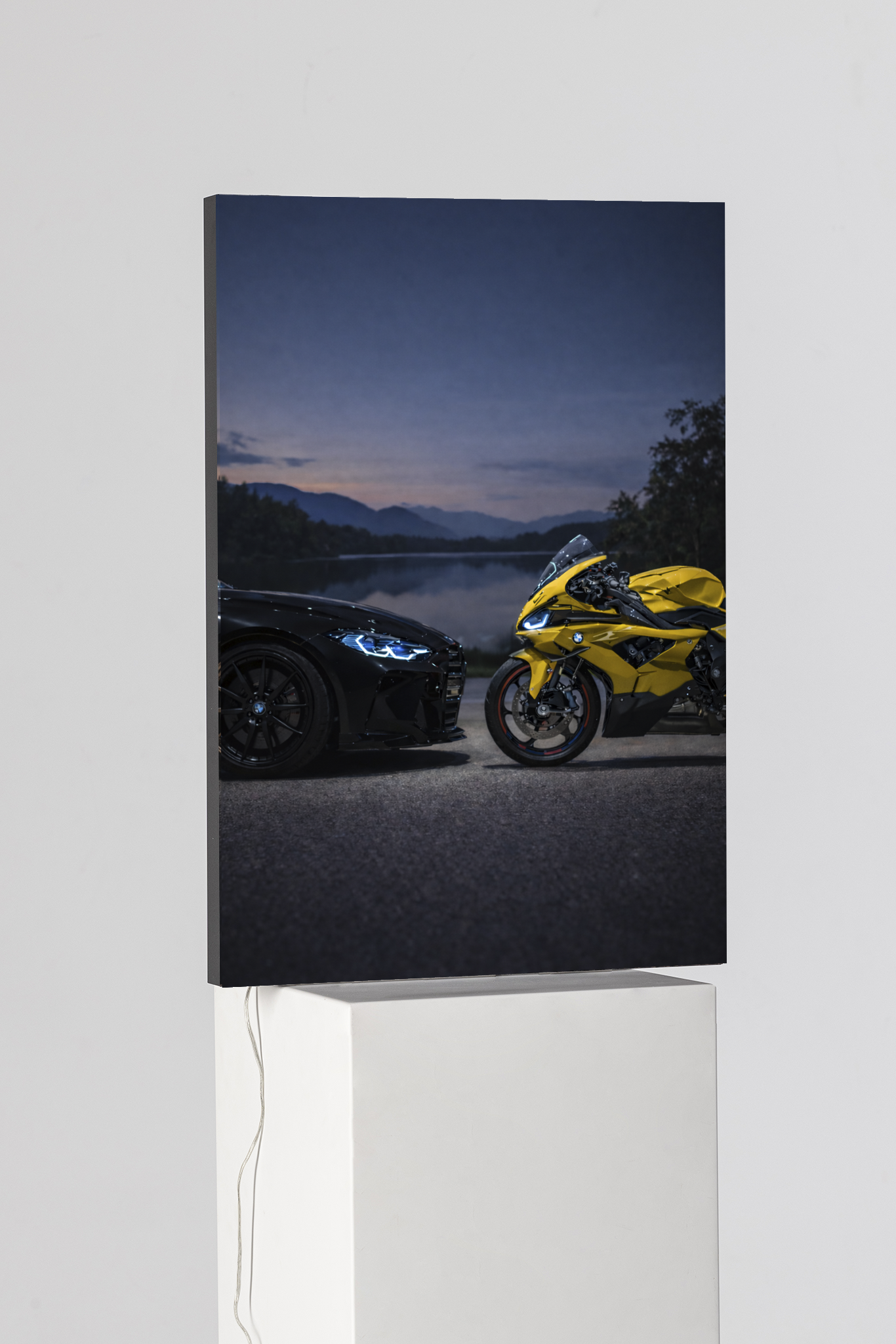 BMW M4 x BMW Superbike Face-Off Edition