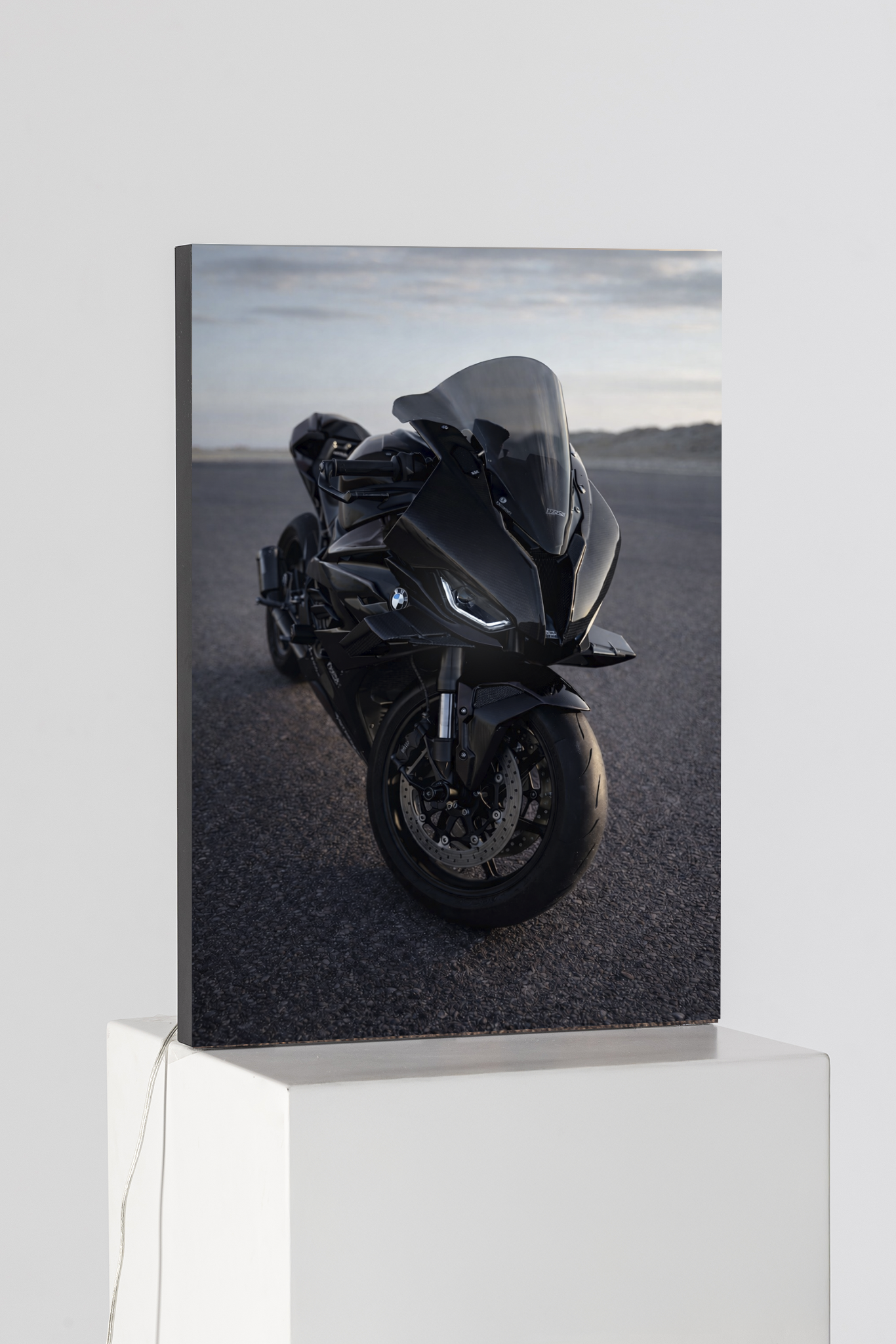 BMW M 1000 RR Velocity Edition