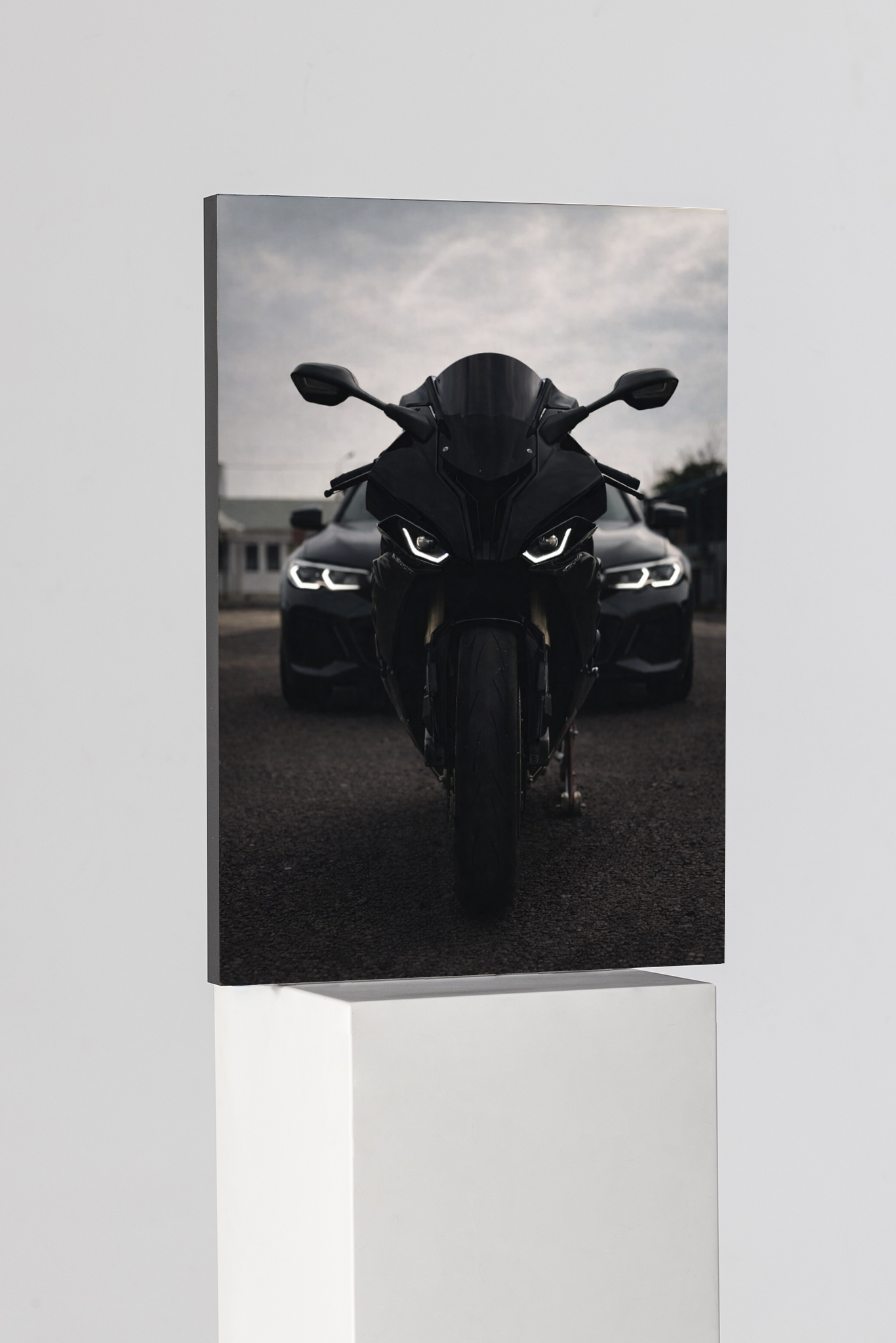 BMW M4 x BMW Superbike Dual Legends Edition