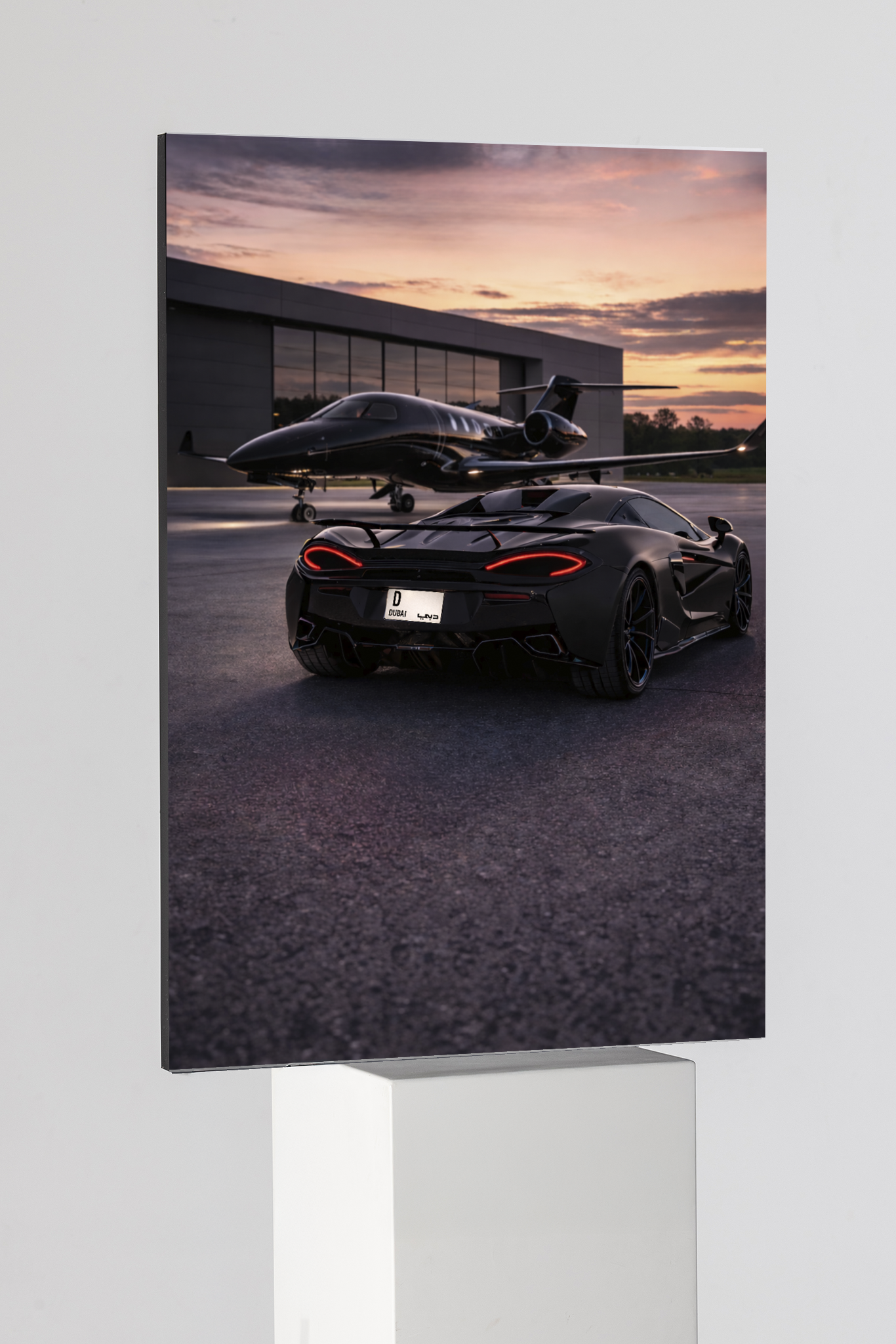 ماكلارين 720S إصدار برستيج هانجار 