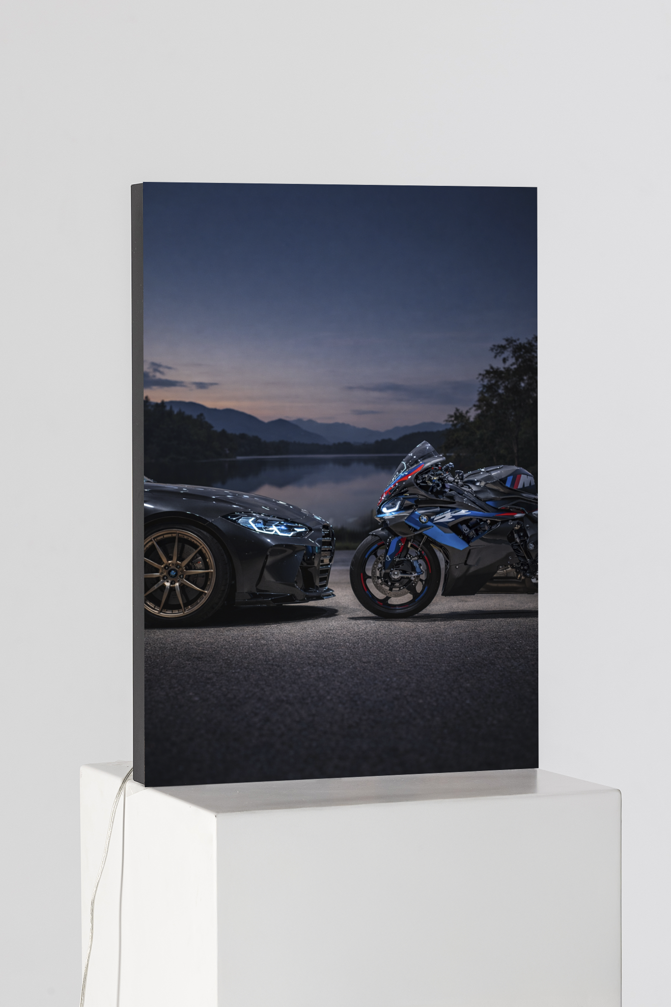 BMW M4 x BMW Superbike Face-Off Edition