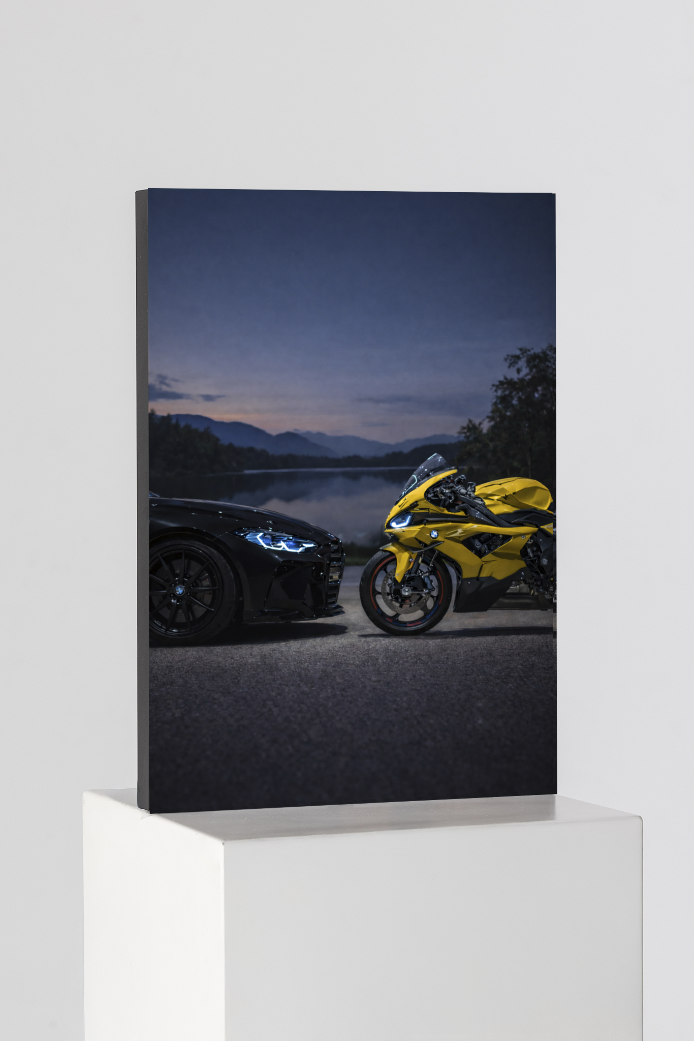 BMW M4 x BMW Superbike Face-Off Edition