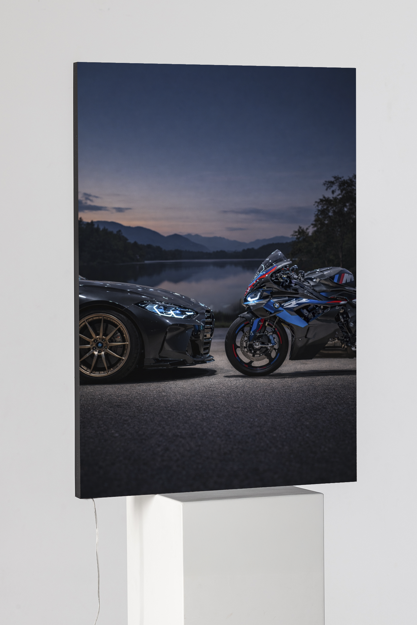 BMW M4 x BMW Superbike Face-Off Edition