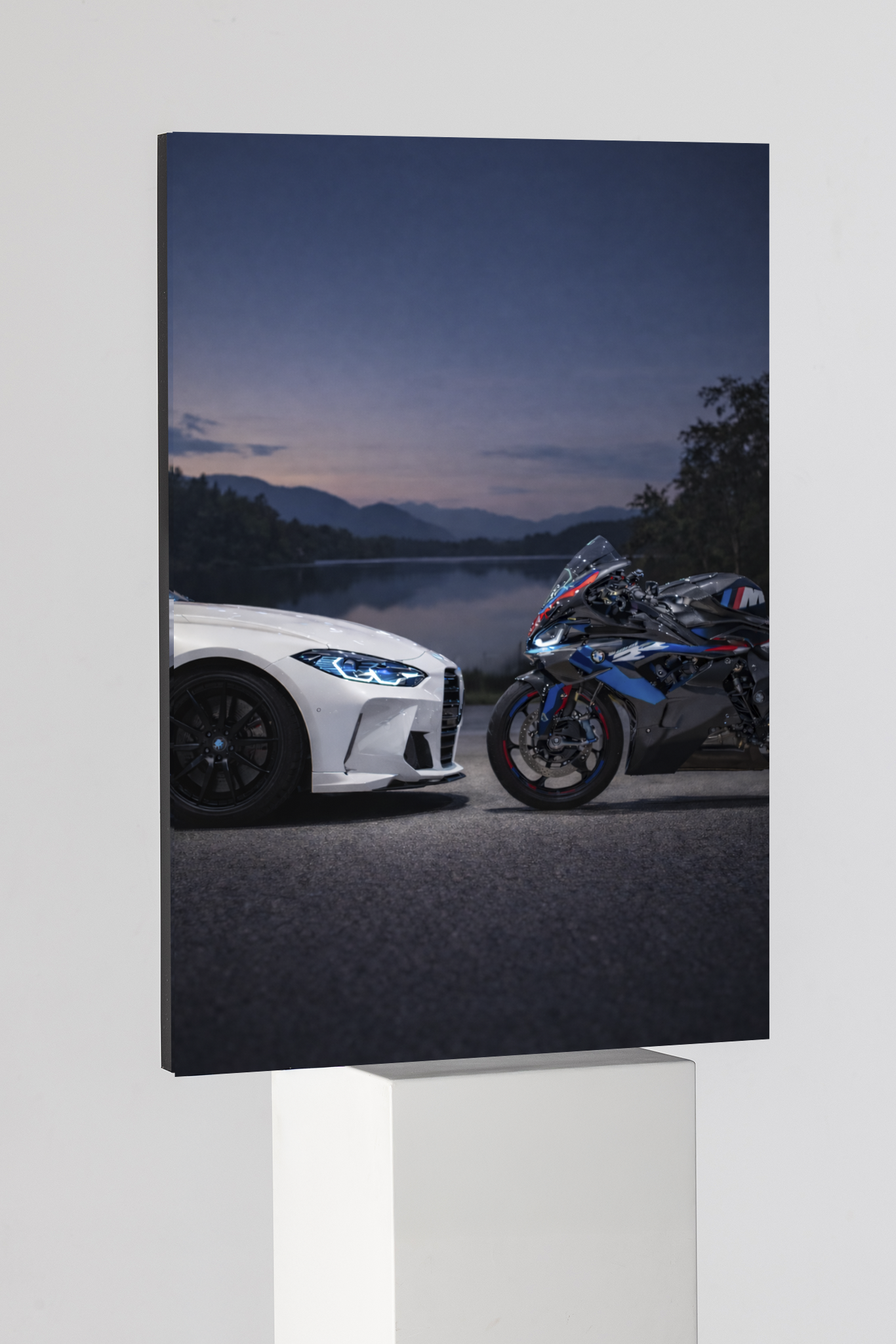 BMW M4 x BMW Superbike Face-Off Edition