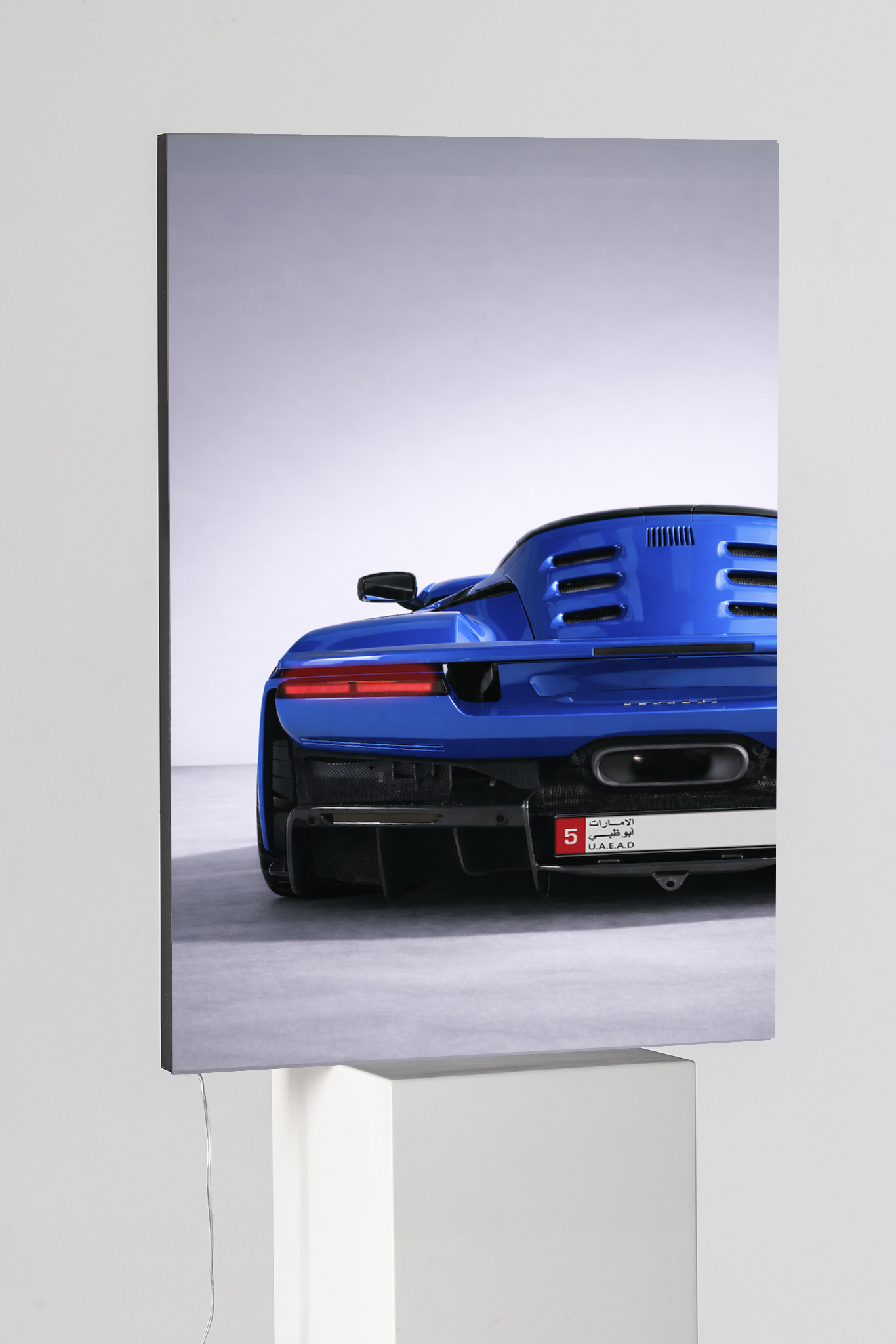 Ferrari F8 Studio Silhouette Edition