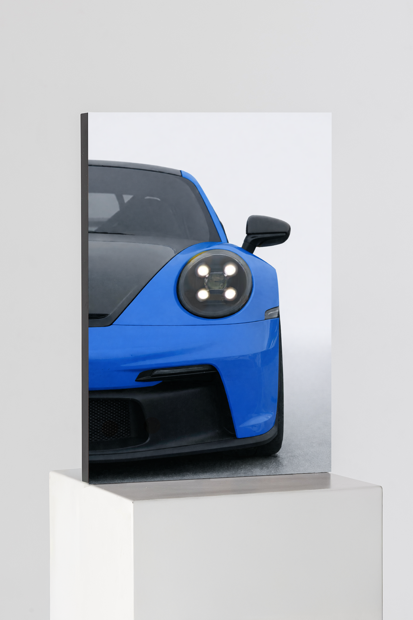 بورش جي تي 3 آر إس إصدار المصابيح الأمامية المميزة