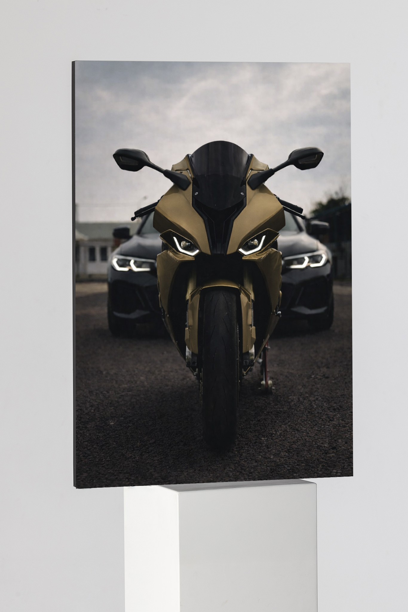 BMW M4 x BMW Superbike Dual Legends Edition