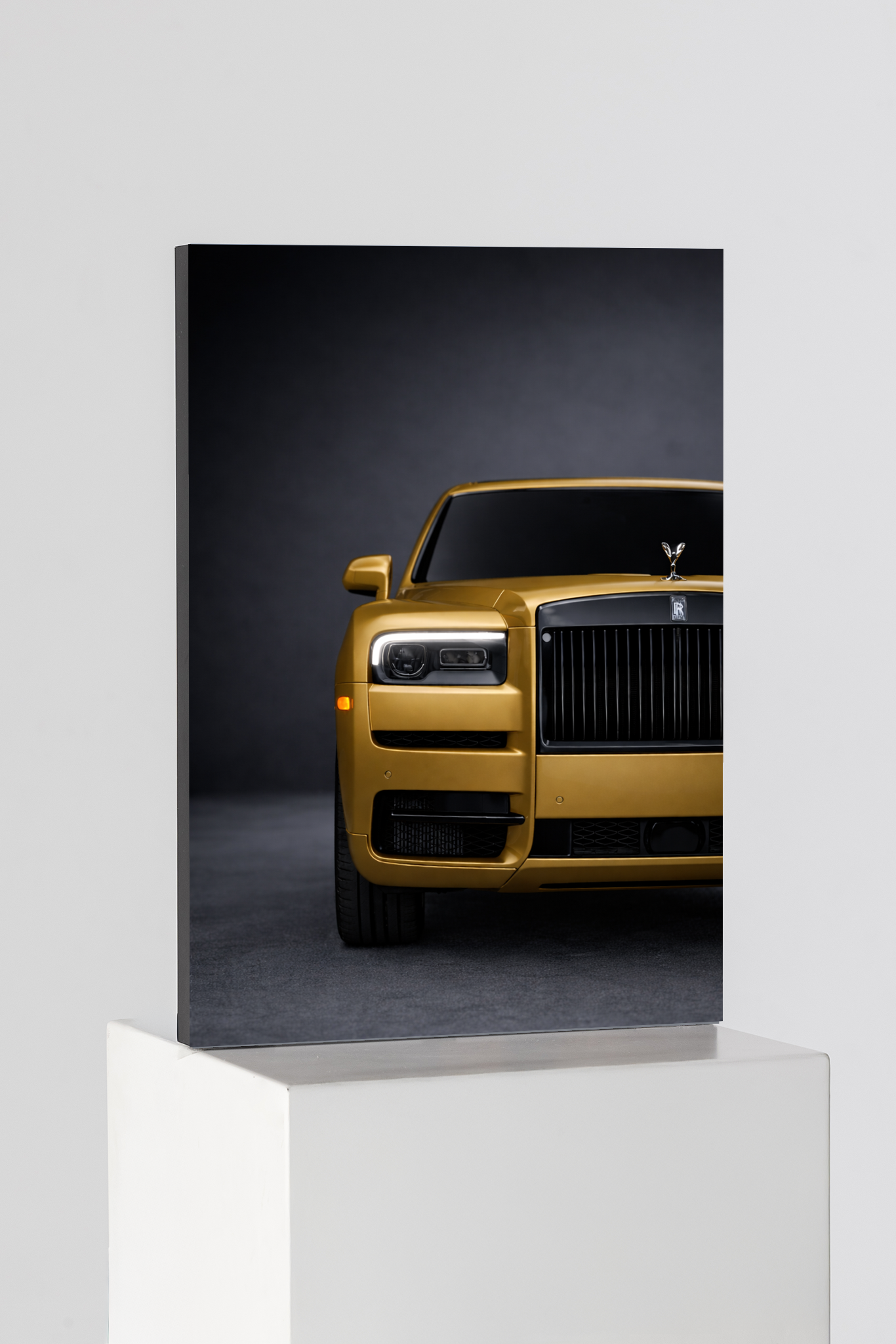 Rolls-Royce Front Signature Edition