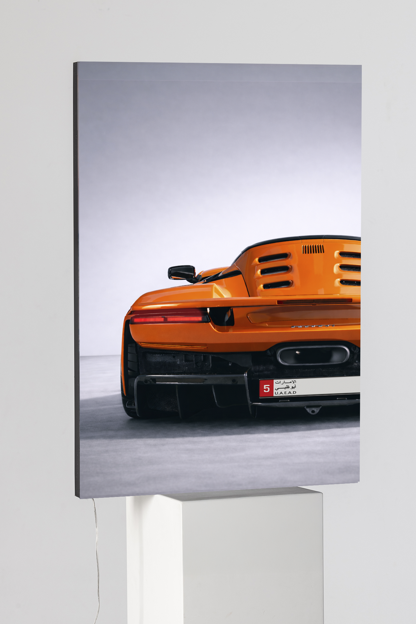 Ferrari F8 Studio Silhouette Edition