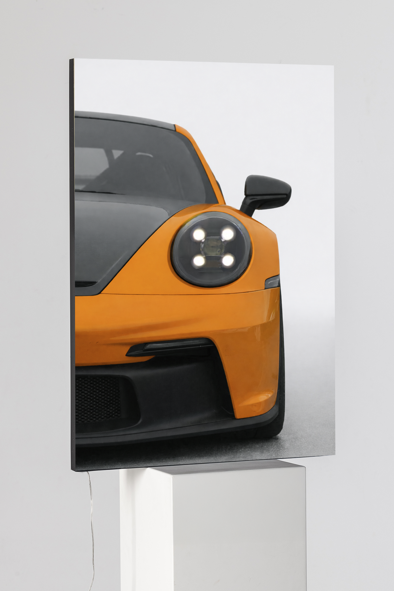 بورش جي تي 3 آر إس إصدار المصابيح الأمامية المميزة