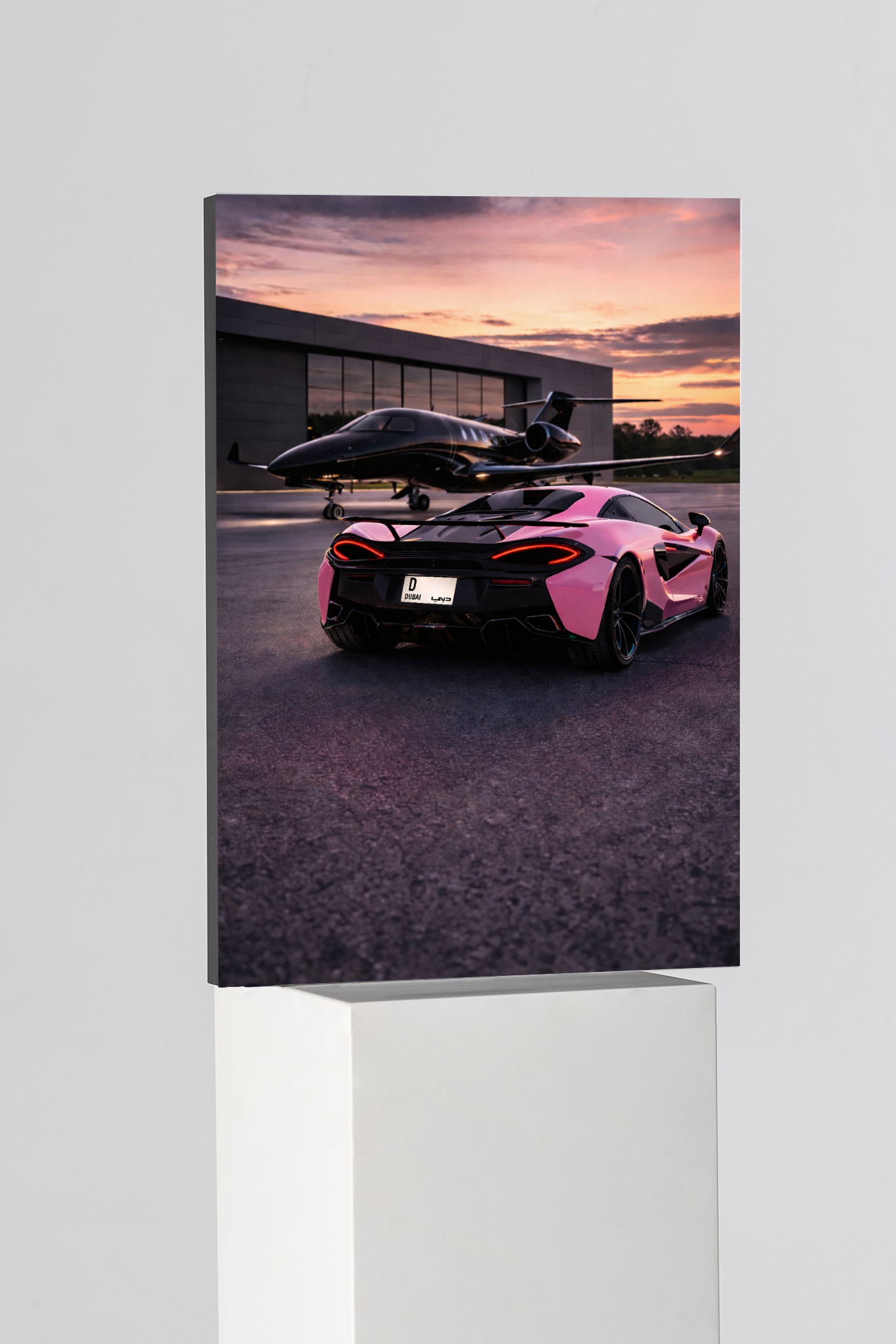 ماكلارين 720S إصدار برستيج هانجار 