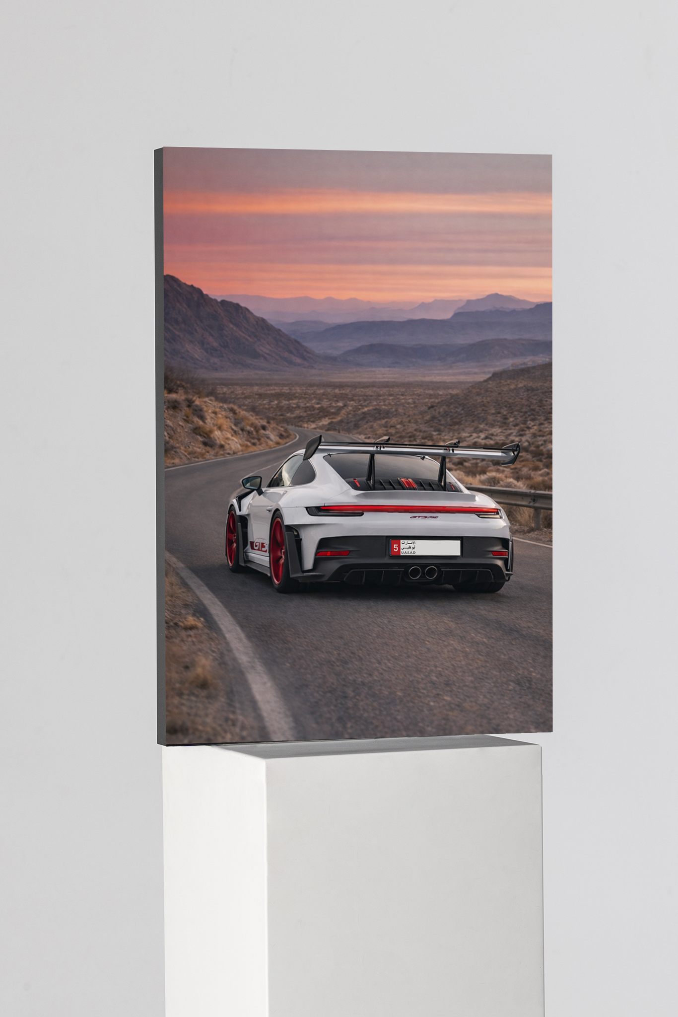 بورش 911 جي تي 3 آر إس إصدار ديزرت هورايزون