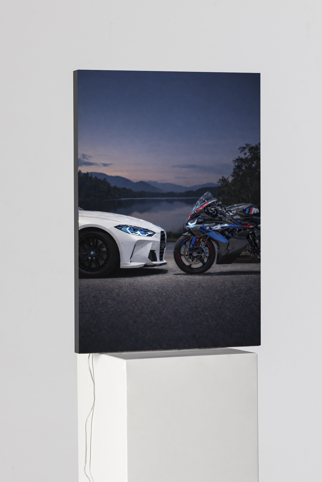 BMW M4 x BMW Superbike Face-Off Edition