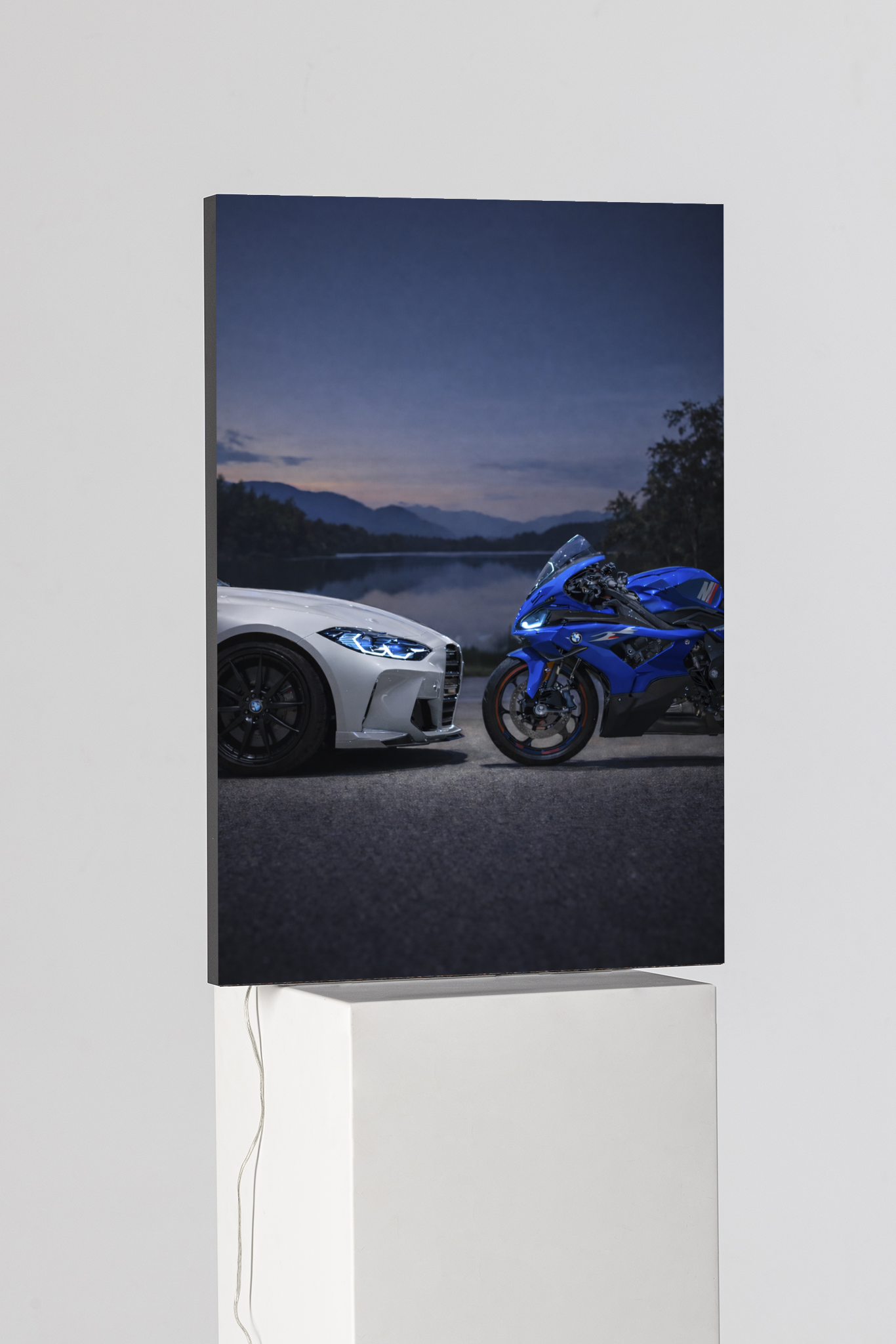 BMW M4 x BMW Superbike Face-Off Edition