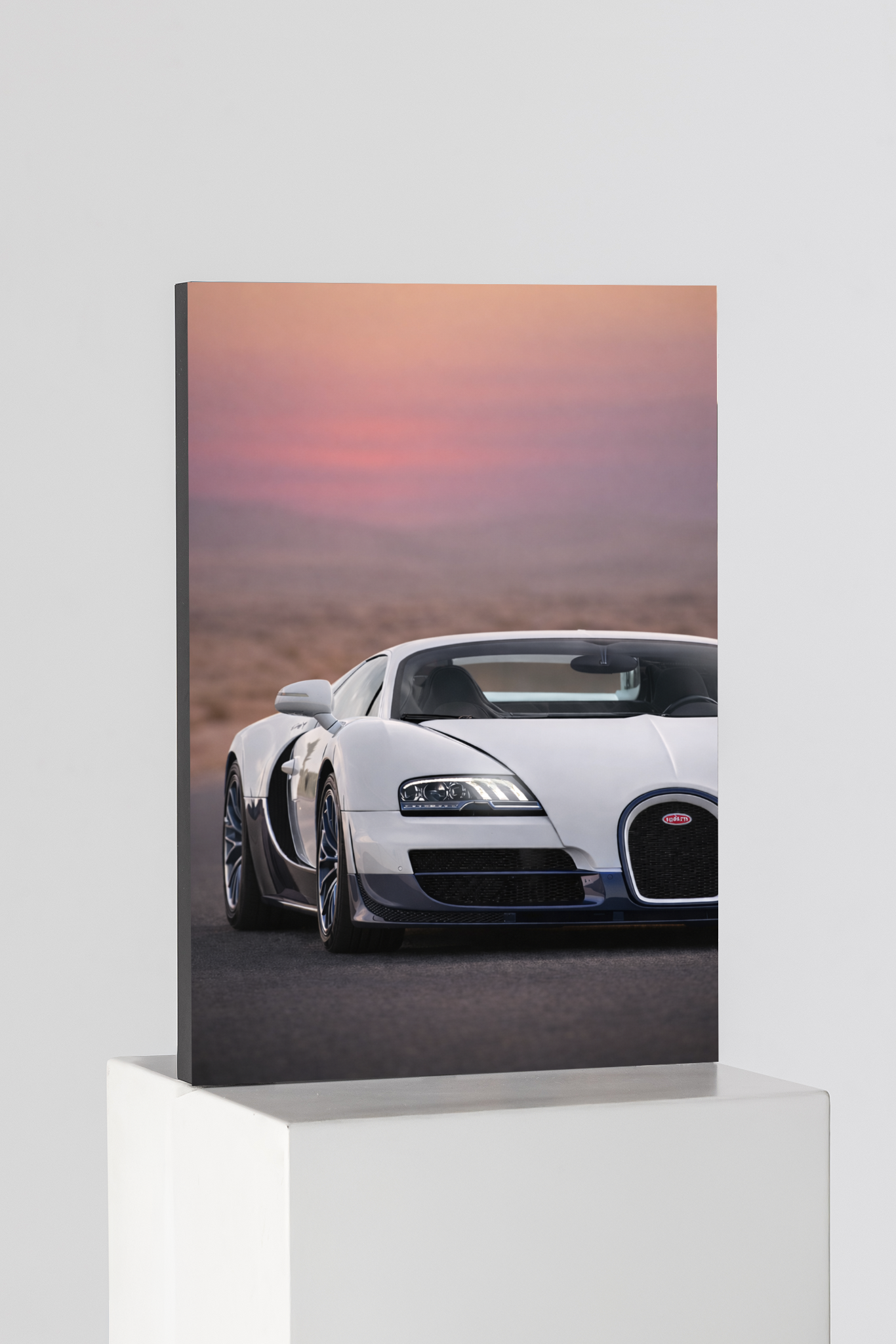 Bugatti Veyron Iconic Frontline Edition