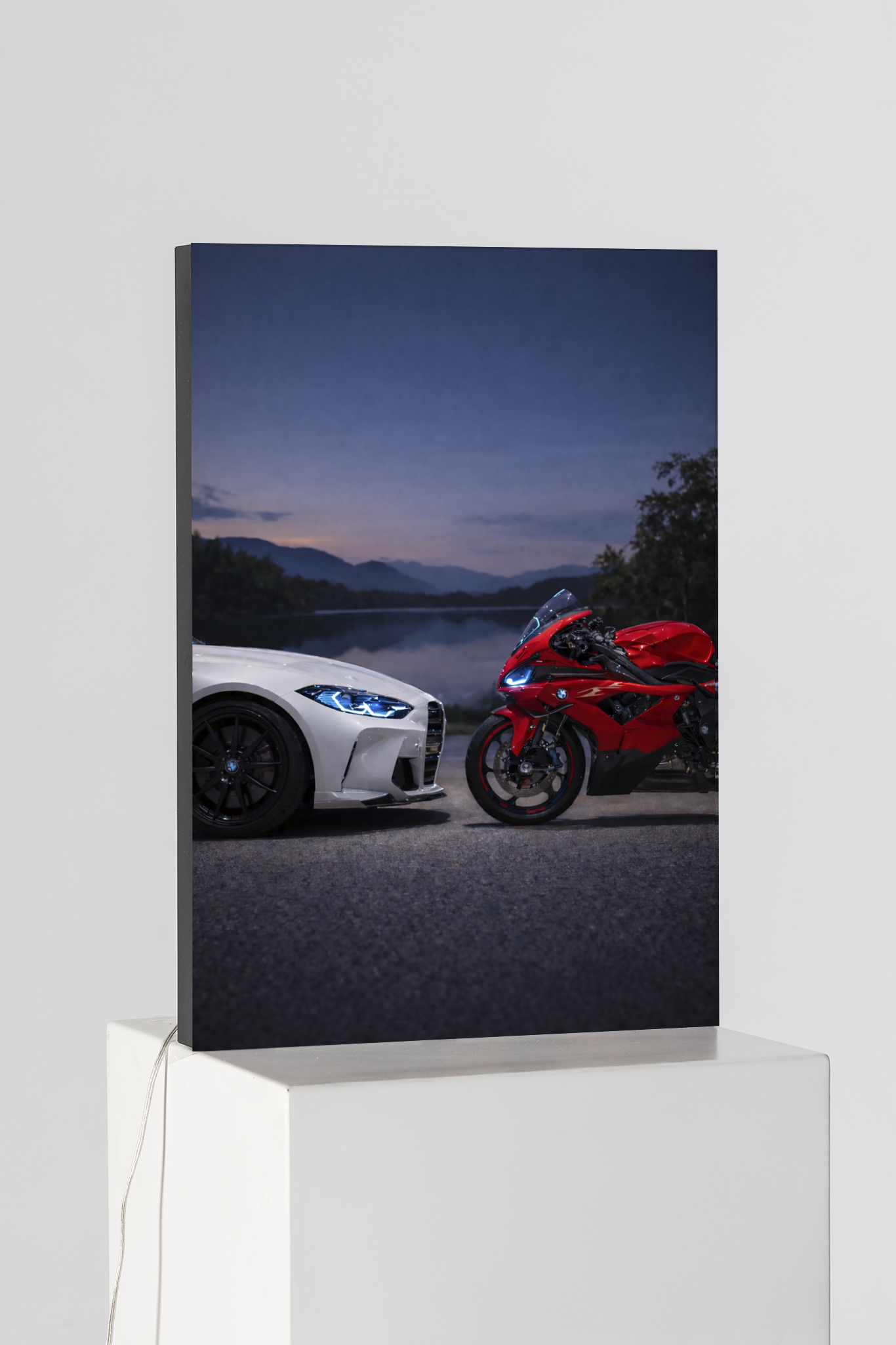 BMW M4 x BMW Superbike Face-Off Edition