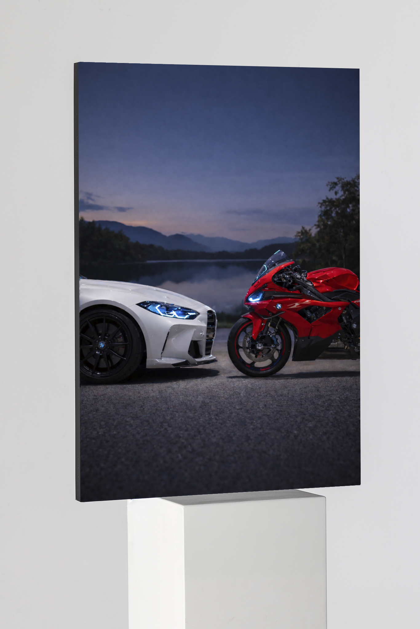 BMW M4 x BMW Superbike Face-Off Edition