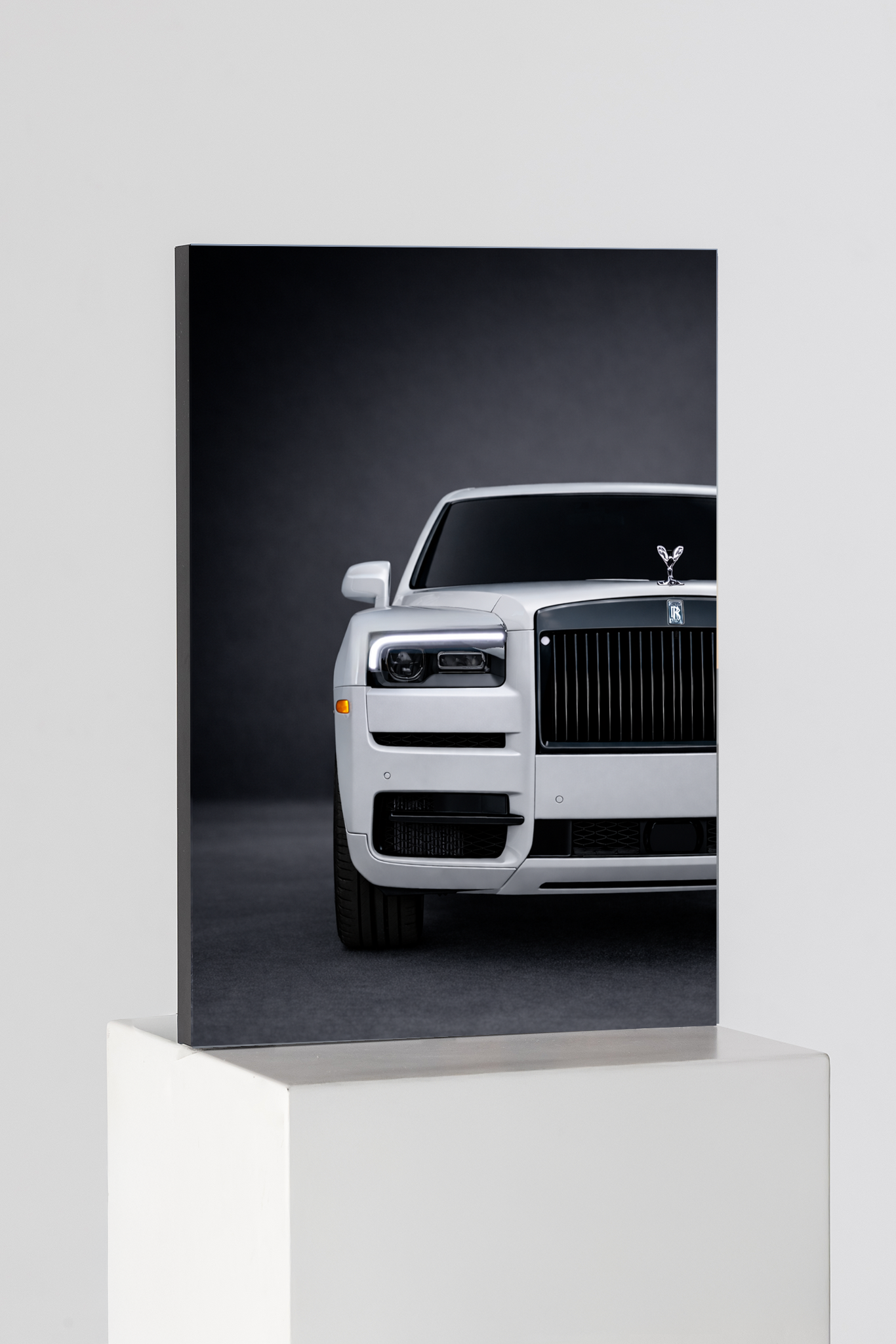 Rolls-Royce Front Signature Edition