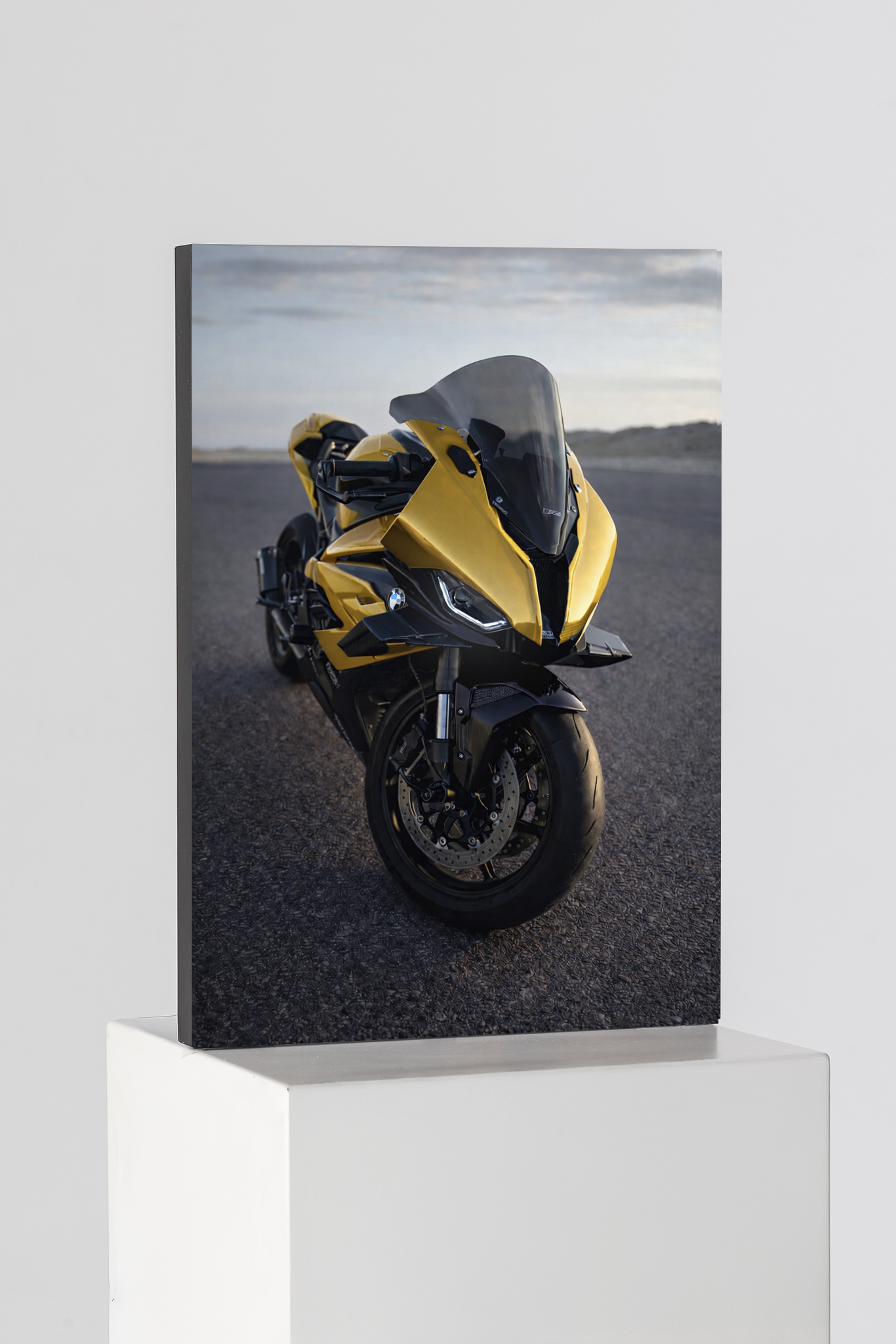 BMW M 1000 RR Velocity Edition