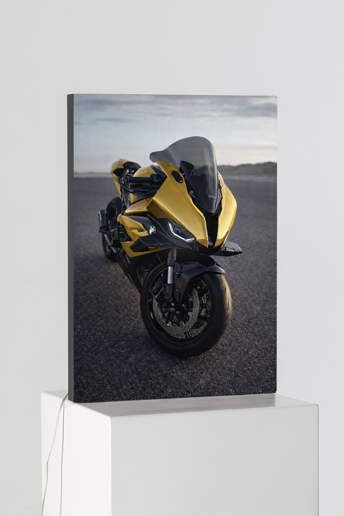 BMW M 1000 RR Velocity Edition