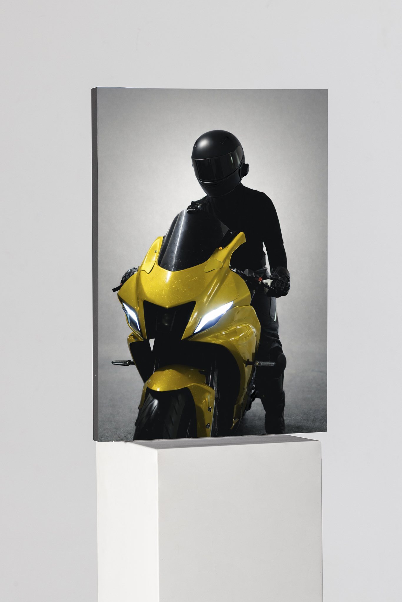 ياماها آر 1 إصدار شادو بالس 