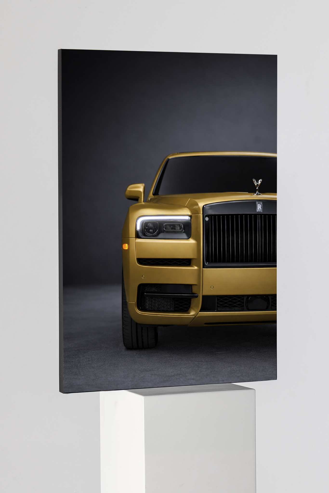 Rolls-Royce Front Signature Edition
