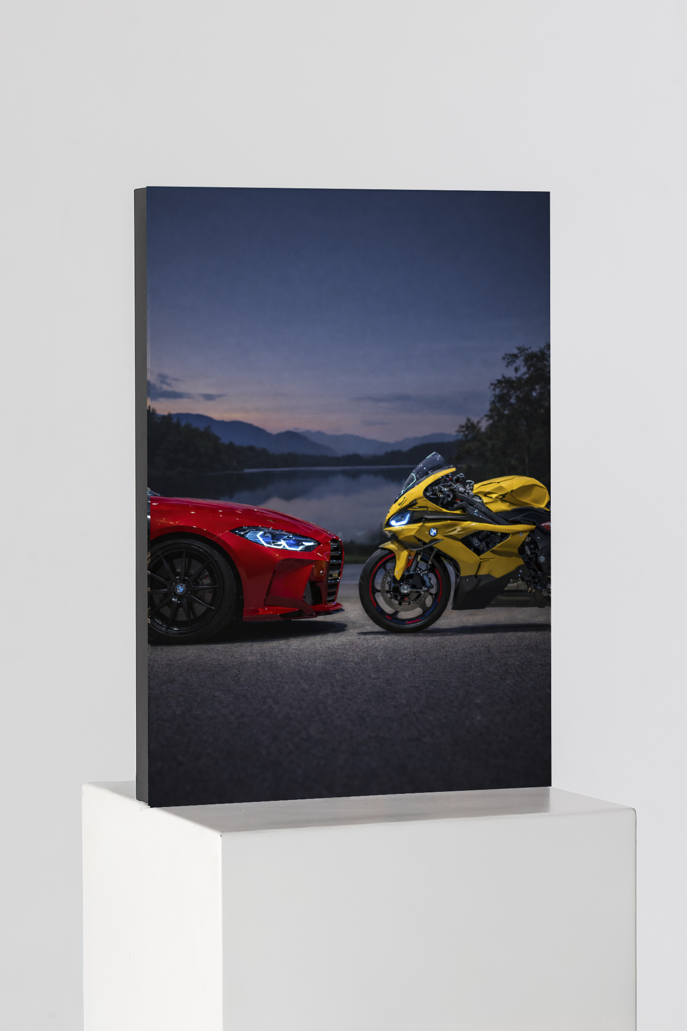BMW M4 x BMW Superbike Face-Off Edition